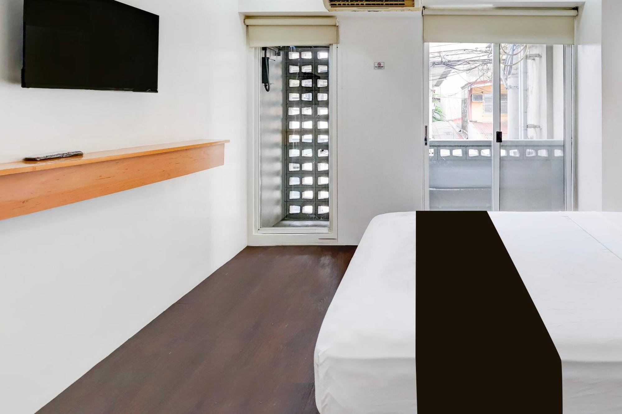 Collection O Brblock Boutique & Residences, Santa Cruz Olympia, Makati Makati City Екстер'єр фото