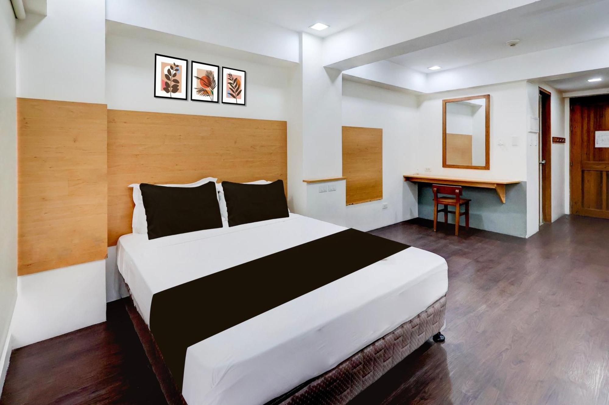Collection O Brblock Boutique & Residences, Santa Cruz Olympia, Makati Makati City Екстер'єр фото